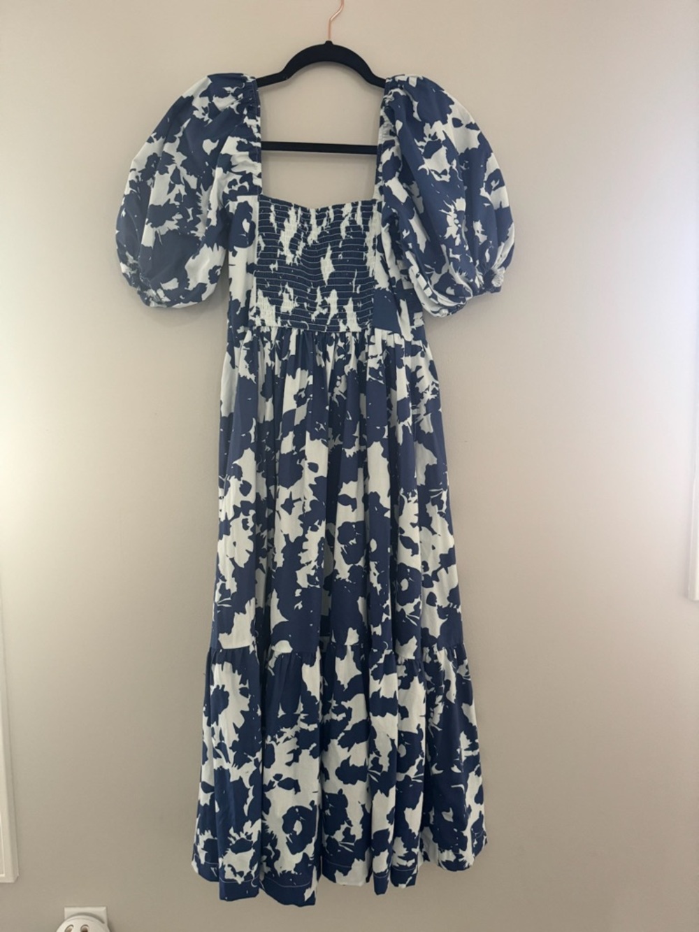 Abercrombie Blue & White Floral Puff-Sleeve Midi Dress - Picture 2 of 3